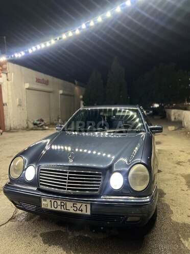 Mercedes E 230 1997, 480,000 km - 2.3 л - Bakı
