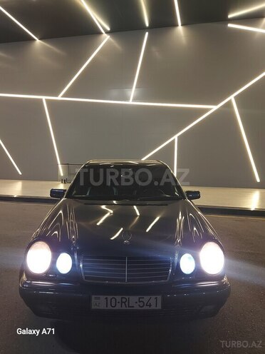Mercedes E 230 1997, 480,000 km - 2.3 л - Bakı