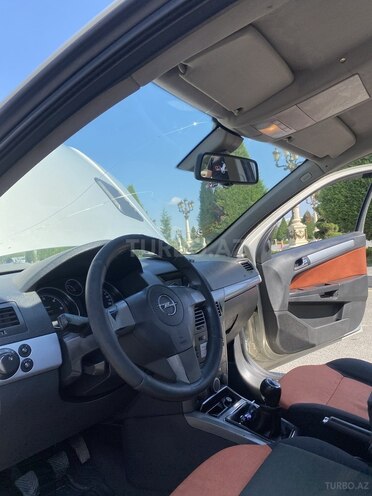 Opel Astra 2006, 280,000 km - 1.3 l - Tovuz