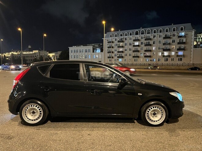 Hyundai i30 2008, 241,000 km - 1.4 л - Bakı