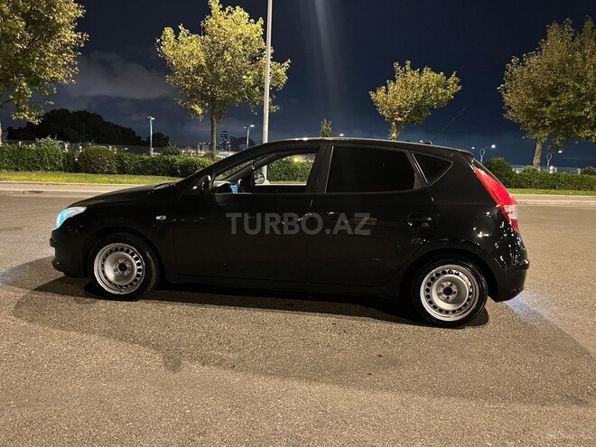 Hyundai i30 2008, 241,000 km - 1.4 л - Bakı