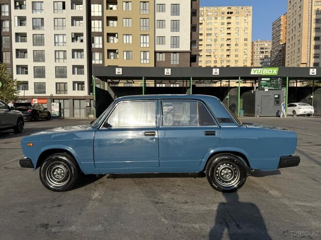 LADA (VAZ) 2107 2009, 70,000 km - 1.7 l - 