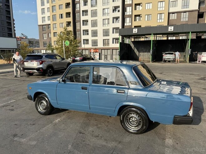 LADA (VAZ) 2107 2009, 70,000 km - 1.7 l - 