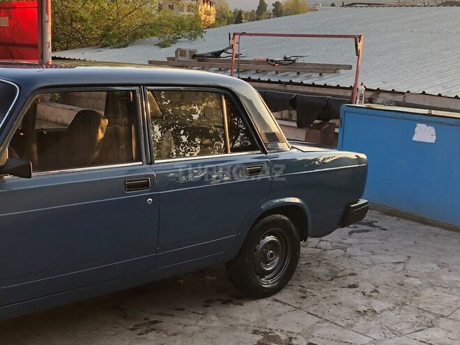 LADA (VAZ) 2107 2009, 70,000 km - 1.7 l - 