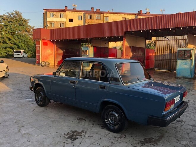 LADA (VAZ) 2107 2009, 70,000 km - 1.7 l - 