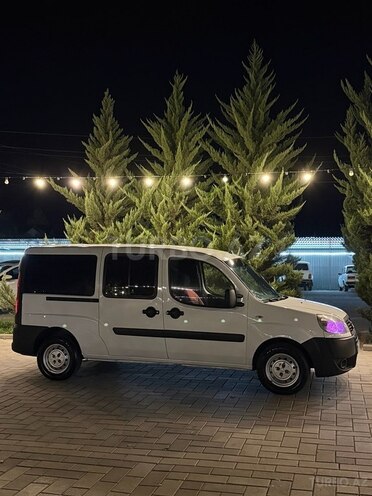 Fiat Doblo 2010, 239,000 km - 1.3 l - Sabirabad