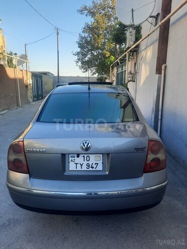 Volkswagen Passat 2002, 260,000 km - 1.8 l - Bakı
