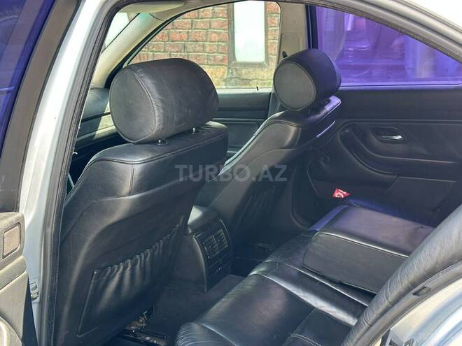 BMW 523 1996, 350,000 km - 2.5 l - Gəncə