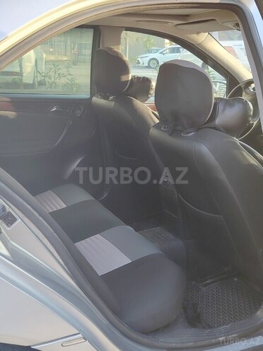 Mercedes C 240 2000, 280,000 km - 2.6 л - Bakı