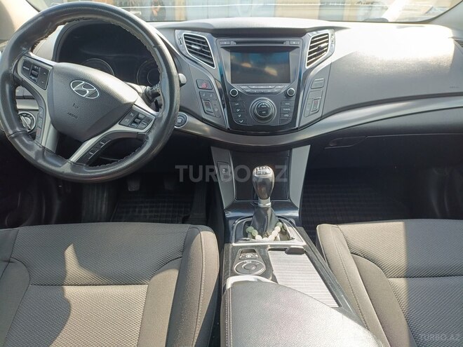 Hyundai i40 2012, 335,000 km - 1.7 l - Bakı