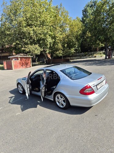 Mercedes E 200 2008, 135,046 km - 1.8 l - Şəki