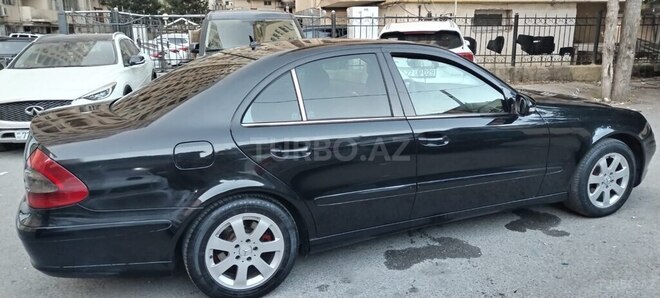 Mercedes E 220 2006, 410,000 km - 2.2 л - Bakı