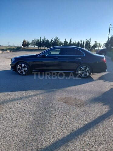 Mercedes E 220 d 2019, 200,700 km - 2.0 l - Bakı