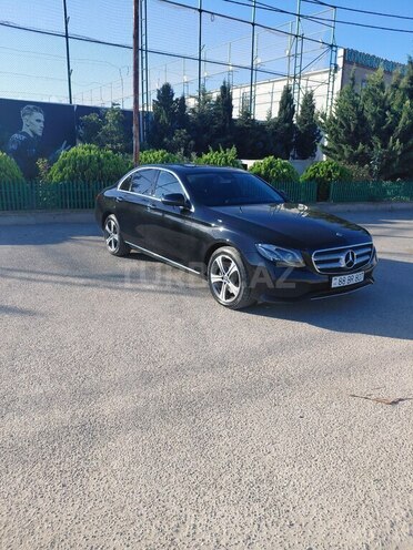 Mercedes E 220 d 2019, 200,700 km - 2.0 l - Bakı