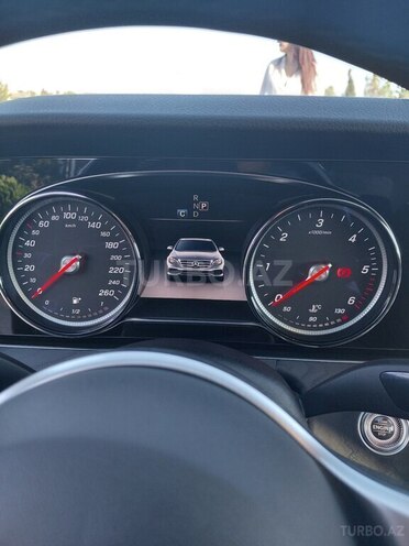 Mercedes E 220 d 2019, 200,700 km - 2.0 l - Bakı