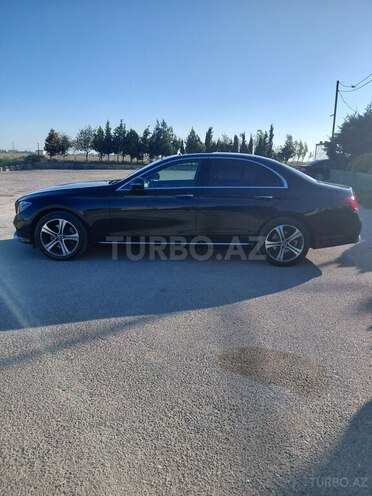 Mercedes E 220 d 2019, 200,700 km - 2.0 l - Bakı