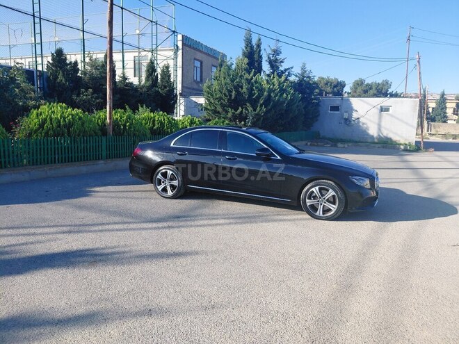 Mercedes E 220 d 2019, 200,700 km - 2.0 l - Bakı