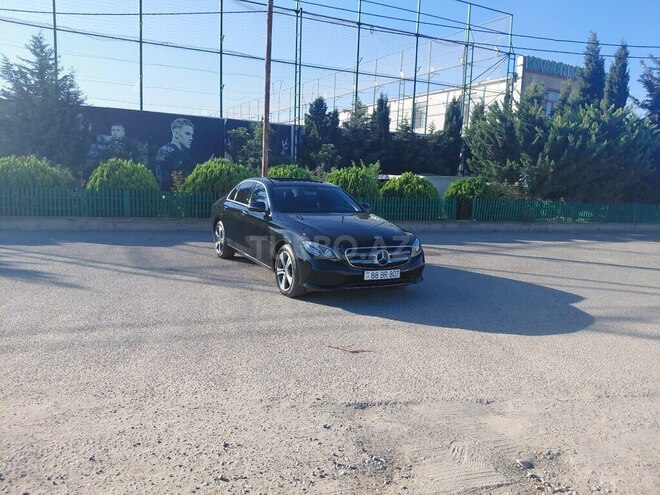 Mercedes E 220 d 2019, 200,700 km - 2.0 l - Bakı