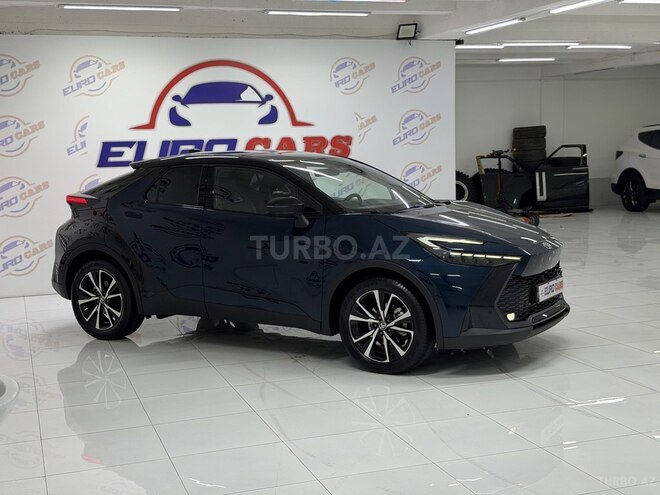 Toyota C-HR 2024, 30,000 km - 2.0 л - Bakı