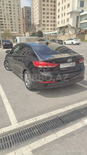 Hyundai Elantra 2017, 232,000 km - 2.0 л - Bakı