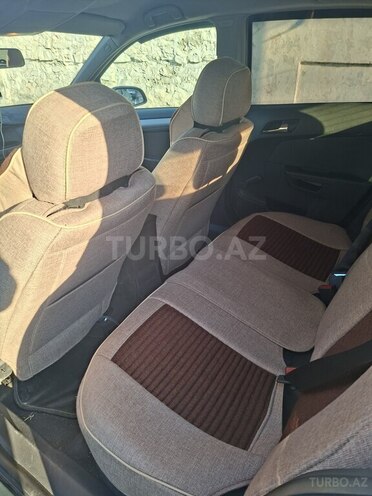 Opel Astra 2004, 235,000 km - 1.4 l - Şəki