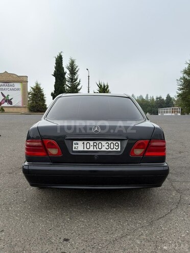 Mercedes E 230 1995, 488,353 km - 2.3 l - Ağcabədi
