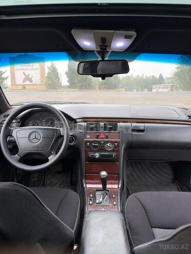 Mercedes E 230 1995, 488,353 km - 2.3 l - Ağcabədi