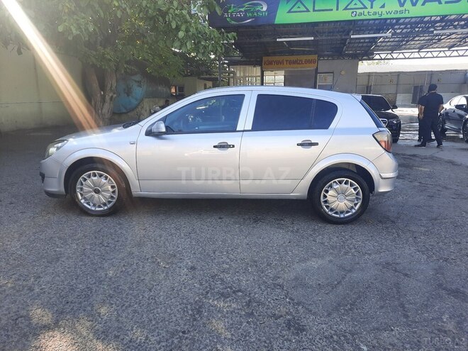 Opel Astra 2006, 196,000 km - 1.3 l - Göygöl
