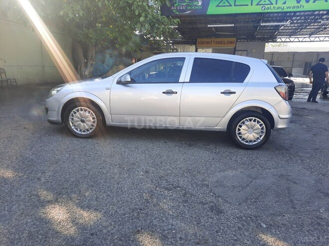 Opel Astra 2006, 196,000 km - 1.3 l - Göygöl