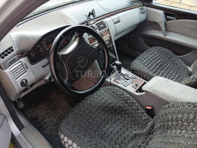 Mercedes E 200 1996, 356,963 km - 2.0 л - Lənkəran
