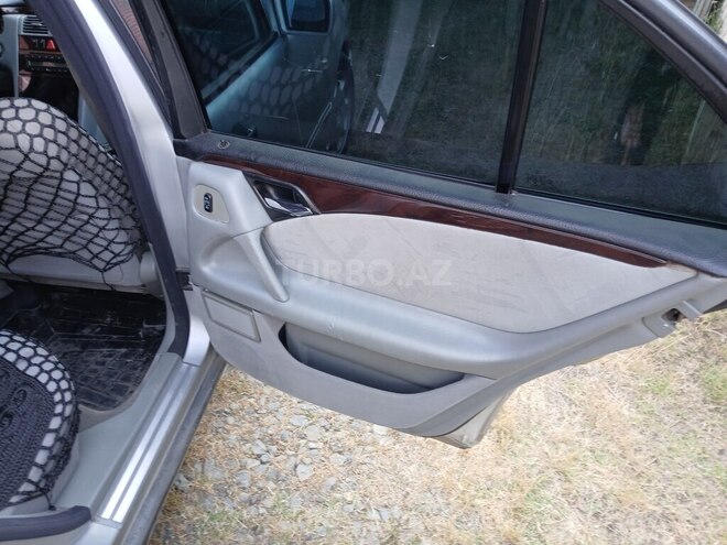 Mercedes E 200 1996, 356,963 km - 2.0 л - Lənkəran