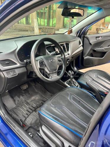 Hyundai Accent 2018, 199,237 km - 1.6 l - Bakı