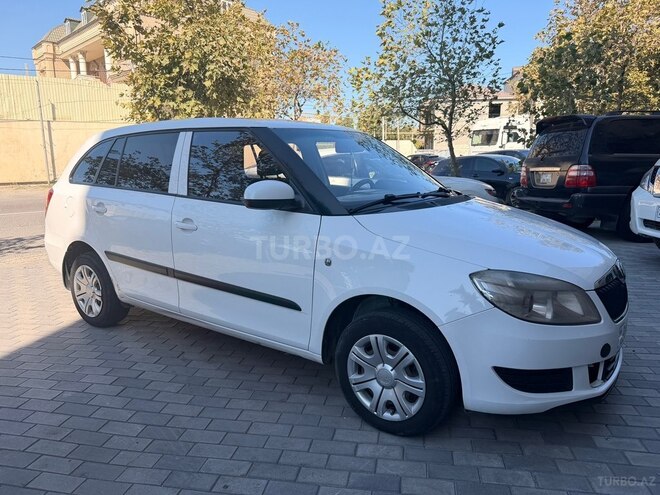 Skoda Fabia 2012, 523,000 km - 1.6 l - Bakı