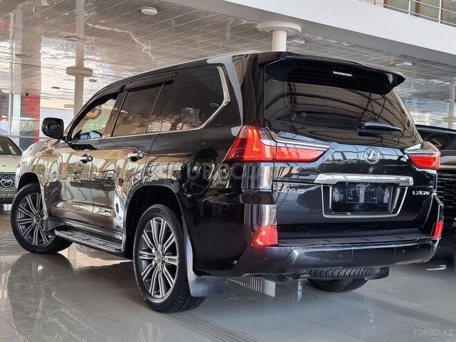 Lexus LX 450d 2017, 167,000 km - 4.5 l - Bakı