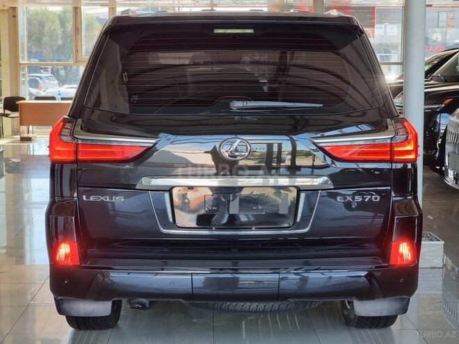 Lexus LX 450d 2017, 167,000 km - 4.5 l - Bakı