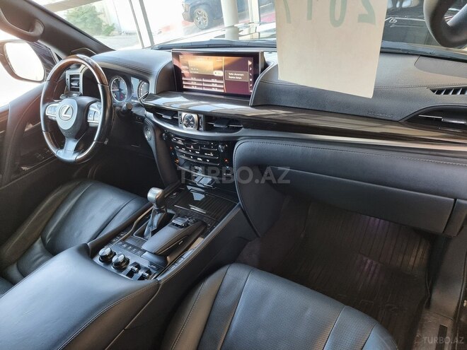 Lexus LX 450d 2017, 167,000 km - 4.5 l - Bakı