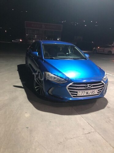 Hyundai Elantra 2017, 260,000 km - 2.0 l - Bakı