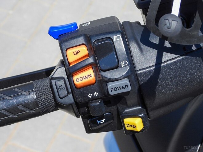 Suzuki Burgman 2017, 22,000 km - 0.7 l - Bakı