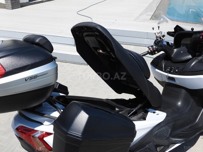 Suzuki Burgman 2017, 22,000 km - 0.7 l - Bakı