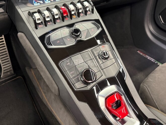 Lamborghini Huracan 2017, 24,000 km - 5.2 l - Bakı