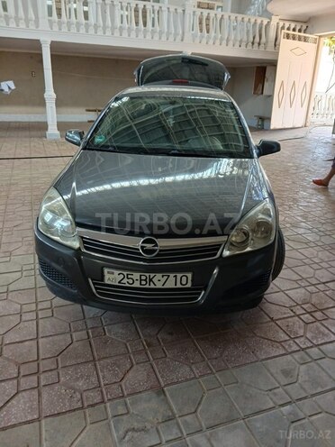 Opel Astra 2009, 300,000 km - 1.4 l - Şəmkir