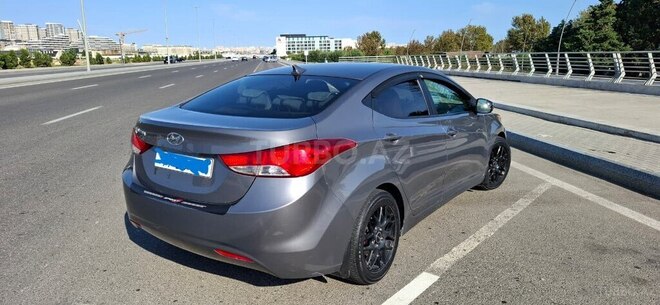 Hyundai Elantra 2012, 172,985 km - 1.8 l - Bakı