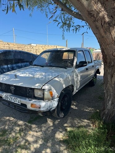 Toyota Hilux 1998, 537,258 km - 2.0 л - Bakı