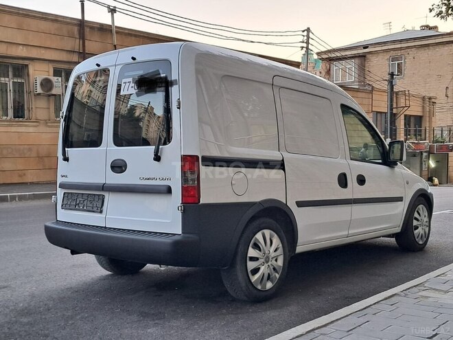 Opel Combo 2011, 270,650 km - 1.3 l - Bakı