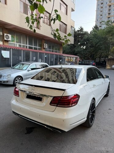 Mercedes E 250 2014, 260,000 km - 2.1 л - Bakı