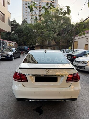 Mercedes E 250 2014, 260,000 km - 2.1 л - Bakı