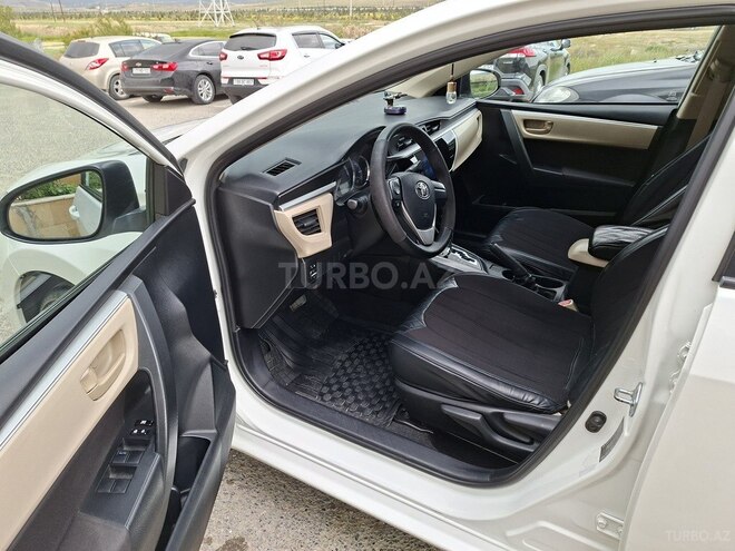 Toyota Corolla 2014, 180,000 km - 1.6 l - Bakı