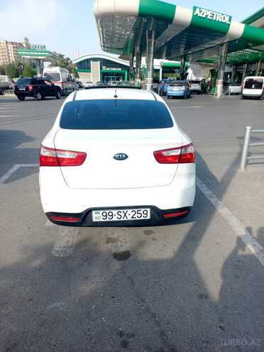 Kia Rio 2013, 388,888 km - 1.4 l - Bakı