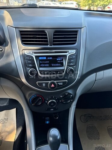 Hyundai Accent 2016, 143,000 km - 1.4 l - Bakı
