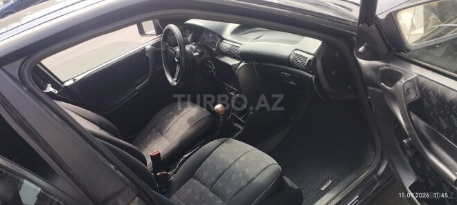 Opel Astra 1993, 300,000 km - 1.4 l - Balakən